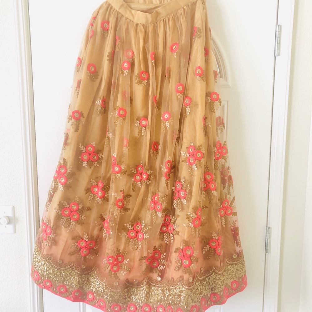 🌹MAKE OFFER🌹Brand New Indian Lehnga skirt only